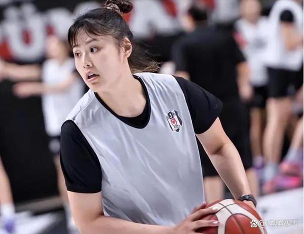 标题：WNBA评名气不大但作用不小的5名球员，李月汝成功入围